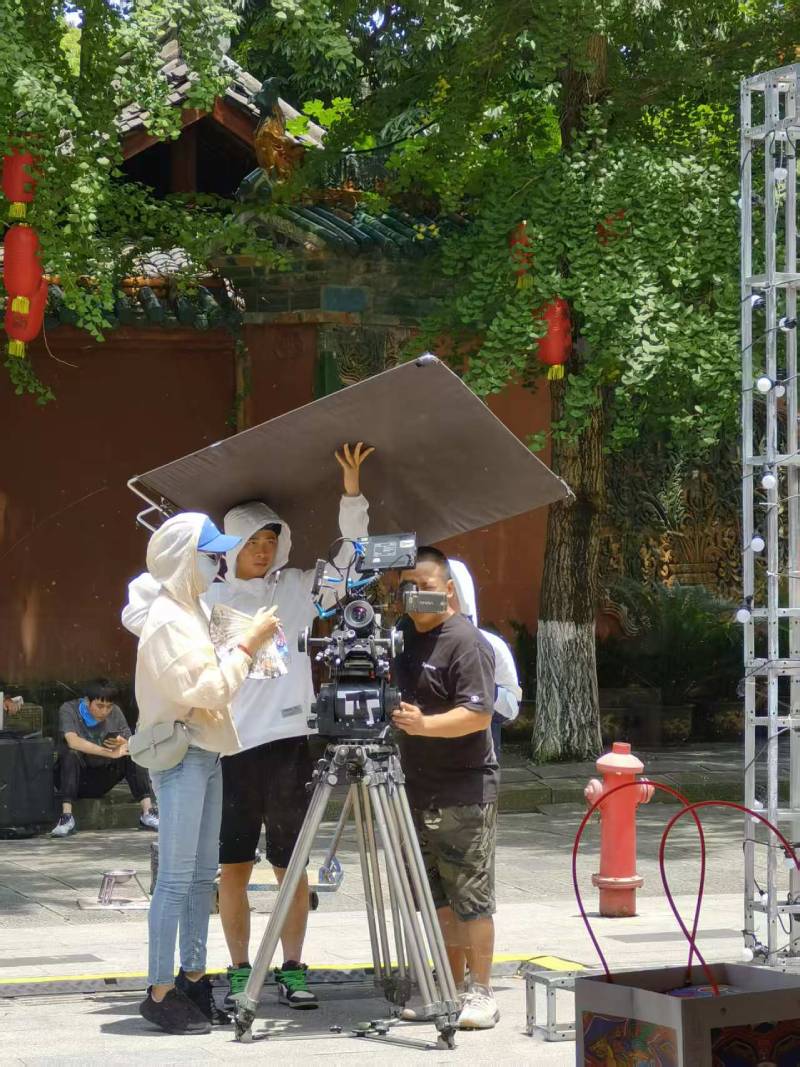 覃塘区TVC拍摄公司：资深团队坐镇，打造现象级广告作品的幕后推手