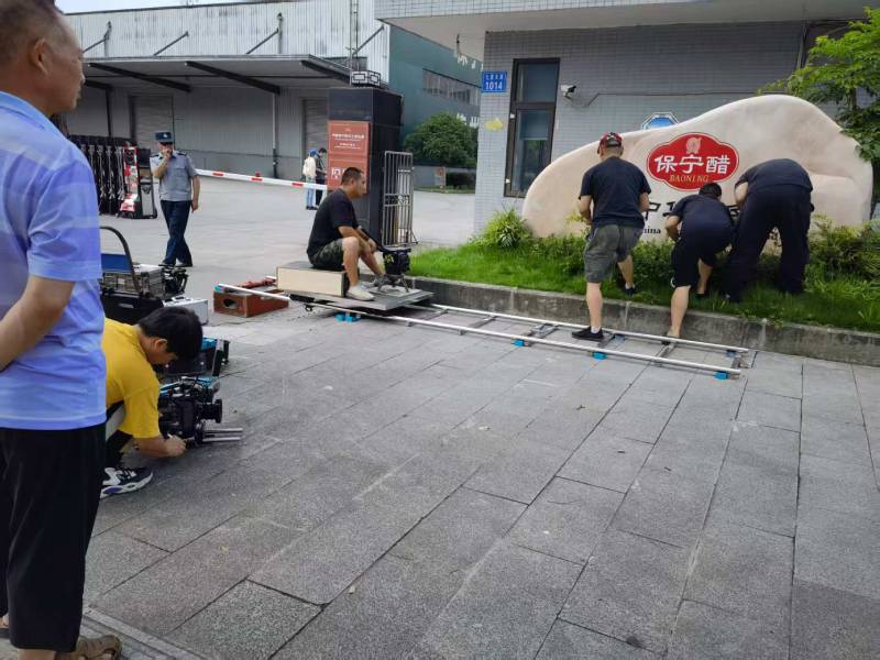 覃塘区广告片拍摄公司核心优势：全流程服务，让品牌广告片省心更出彩